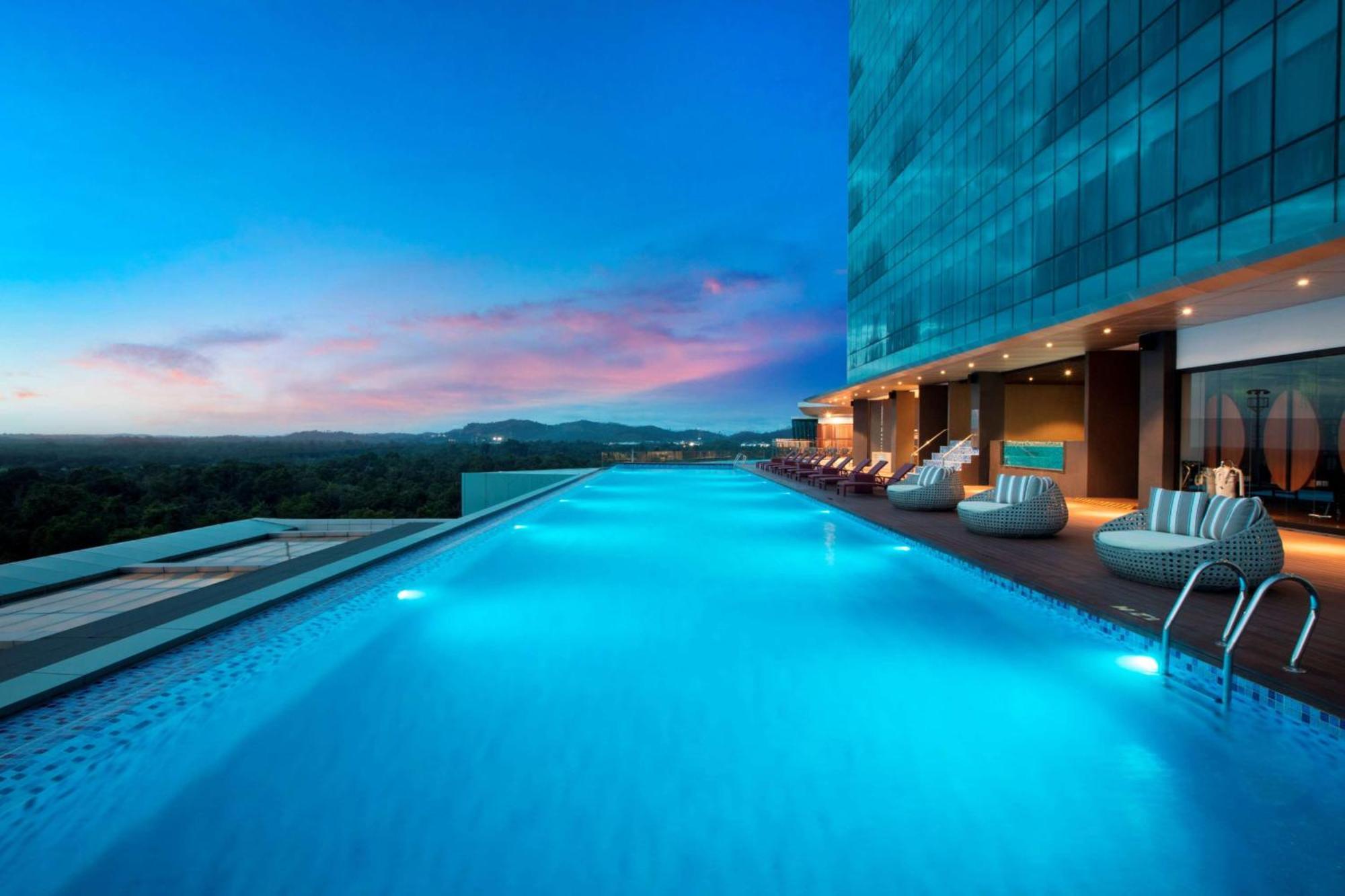 Wyndham Panbil Batam Hotell Exteriör bild