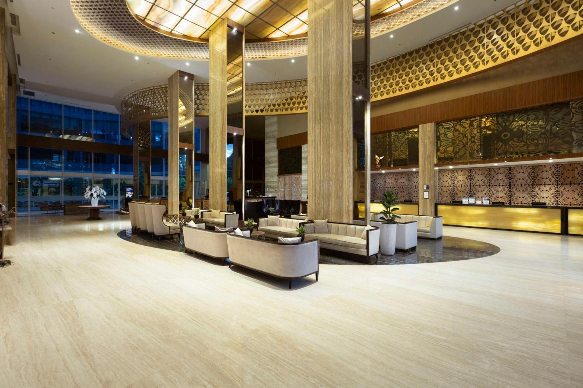 Wyndham Panbil Batam Hotell Exteriör bild