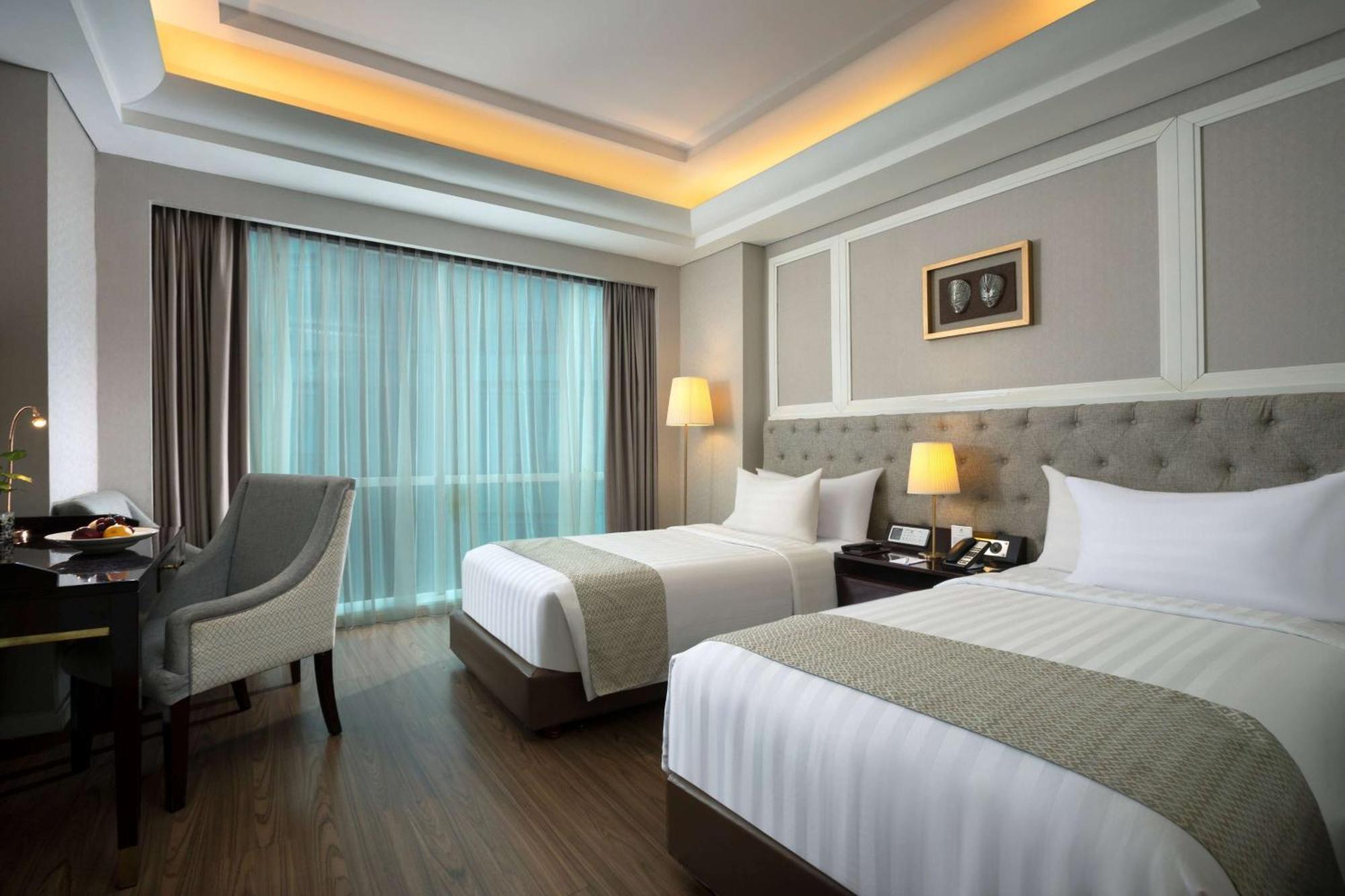 Wyndham Panbil Batam Hotell Exteriör bild